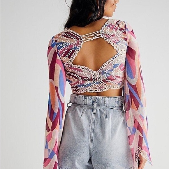 RARE-NWT-FREE People Eyes on You Bell Sleeve Eyelet Mesh Crop(Size:XLarge) - Picture 3 of 12